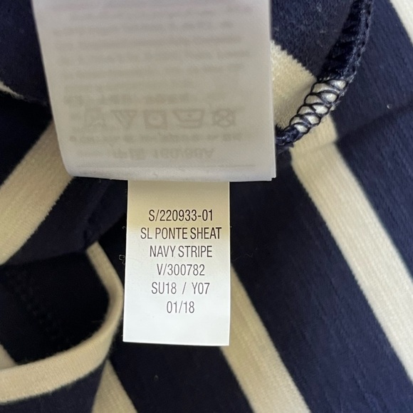 Old Navy Striped Ponte Sheath Dress • small • Navy Blue  bc and Off White - Picture 6 of 6